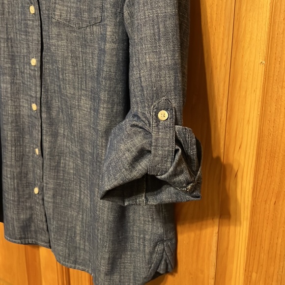Tommy Hilfiger Classic Fit Chambray Button Down Shirt L - Picture 3 of 5